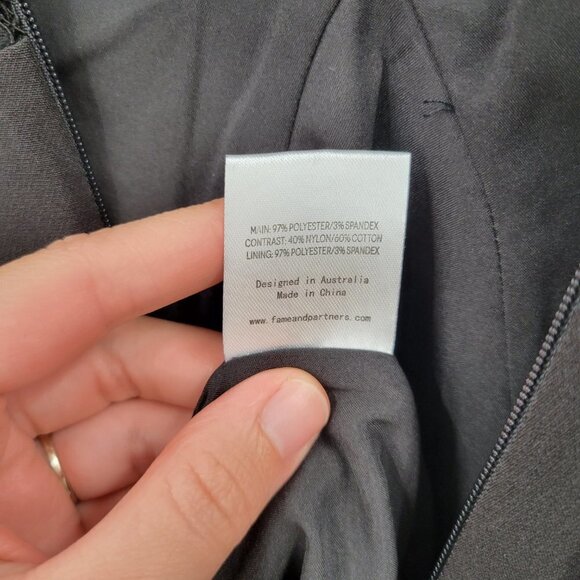 New Fame & Partners Women Black Lace Detail Cap Short Sleeve Mermaid Gown Size 2 - Picture 6 of 12